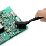 Small crank brush فرشاة تنظيف